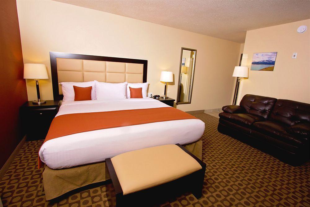 Service Plus Inns & Suites Drayton Valley Экстерьер фото
